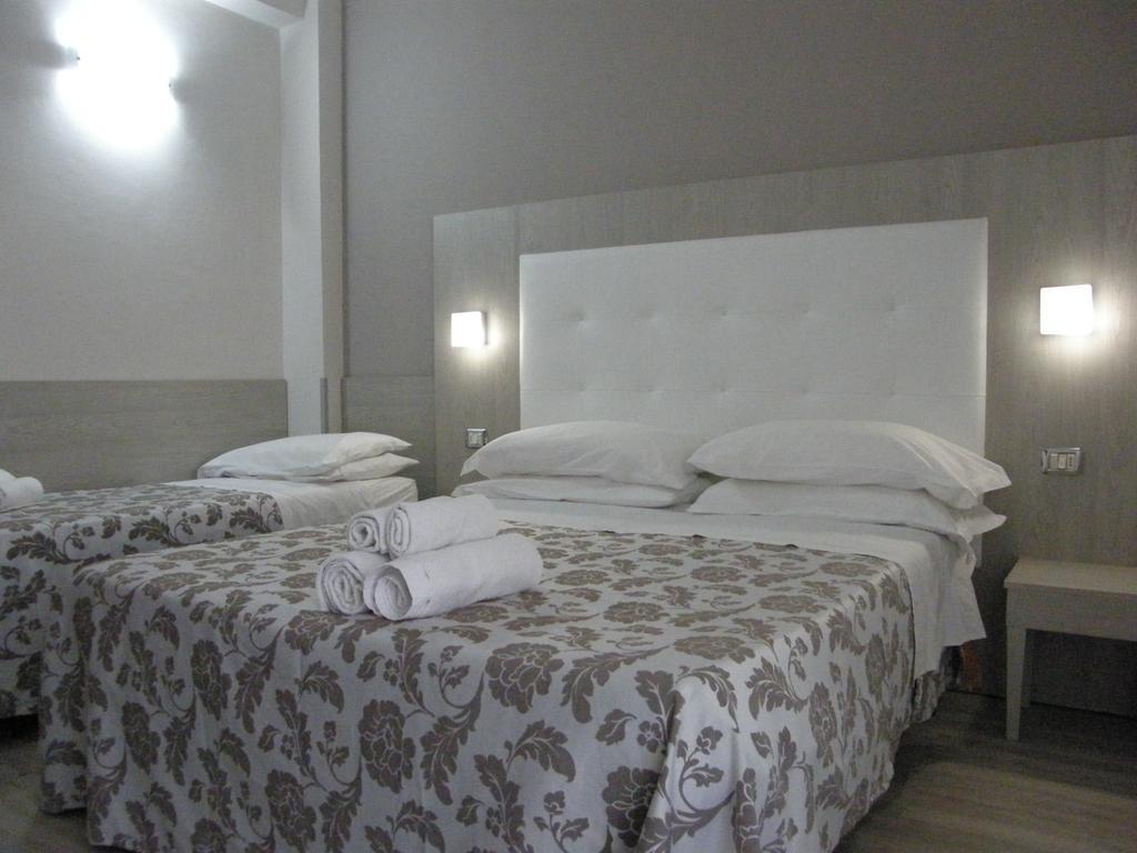 Hotel Stefan Room & Breakfast กัตเตโออามาเร ภายนอก รูปภาพ