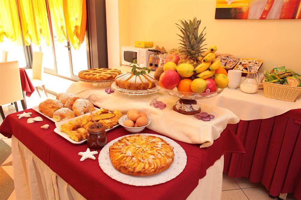 Hotel Stefan Room & Breakfast กัตเตโออามาเร ภายนอก รูปภาพ